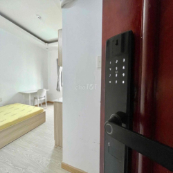Căn hộ 35m2 View cửa sổ trời siêu thoáng gần Nguyễn Tri Phương Quận 5
