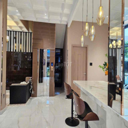 CHO THUÊ BIỆT THỰ VIP PHÚ MỸ HƯNG 5Pn- 175 triệu