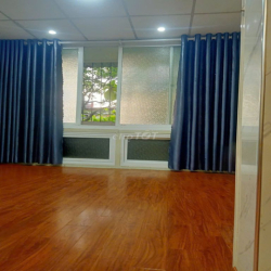 Cho thuê căn hộ tầng 5 tập thể nghĩa tân, khu A8, 75m2,