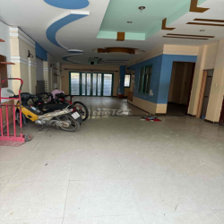 cho thuê khu đât 320m2 HXH Nguyễn Văn Lượng p16 DT:8x40