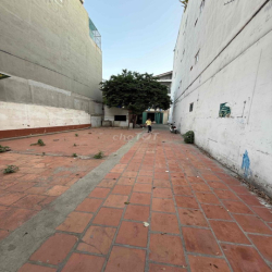 cho thuê khu đât 320m2 HXH Nguyễn Văn Lượng p16 DT:8x40