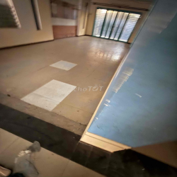 cho thuê khu đât 320m2 HXH Nguyễn Văn Lượng p16 DT:8x40