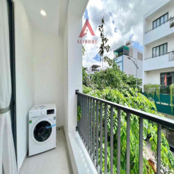 CHO THUÊ STUDIO BAN CÔNG MÁY GIẶT RIÊNG FULL NỘI THẤT SIU XINH GIÁP Q1