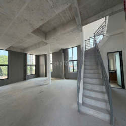 Cho thuê văn phòng mặt tiền Nguyễn Văn Hưởng 300m2 chỉ từ 72tr/tháng