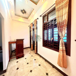 CHO THUÊ NHÀ 3 PHÒNG NGỦ GIÁ 10 TRIỆU/THÁNG KHU VỰC NGỌC HIỆP
