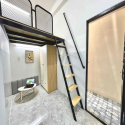 phòng có gác có sân sau siêu thoáng gần BX miền đông