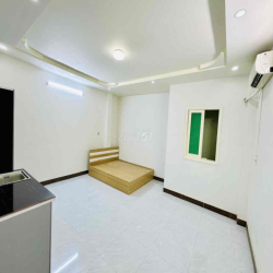 28m2, cửa sổ trời