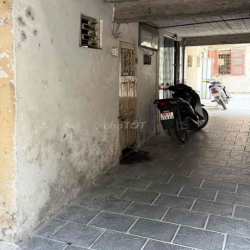 Cho thuê cửa hàng mặt đường Tràng Thi