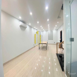 Villa Mystery Sàn trống 480m2 hầm 3 Lầu - Thang Máy Giá 65 triệu