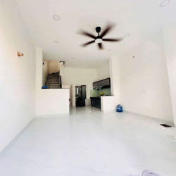 Nhà 1 Trệt 2 Lầu Sân Thượng 3PN Hẻm Xe Hơi Đường Số Lâm Văn Bền