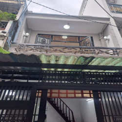 nhà cho thuê ngyên căn p3q8