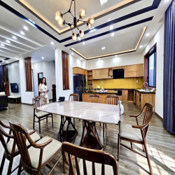 CHO THUÊ NHÀ 2 LÔ 3 TẦNG 4 PHÒNG NGỦ FULL NỘI THẤT KHU HÀ QUANG 2