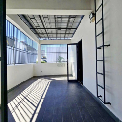 CHO THUÊ NHÀ 2 LÔ 3 TẦNG 4 PHÒNG NGỦ FULL NỘI THẤT KHU HÀ QUANG 2