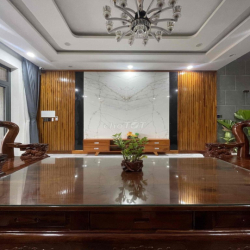 Nhà 4 Tầng đường Quách Thị Trang, Hoà Xuân, Đà Nẵng