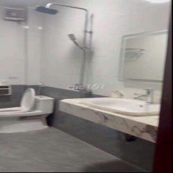 🏡 CHO THUÊ NHÀ NGỌC LÂM – 3 TẦNG RỘNG 79m – GIÁ TỐT 15TR/TH