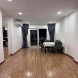 Cho thuê căn hộ 2pn giá 8 triệu c/c Diamond Riverside