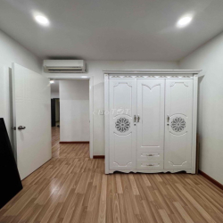 Cho thuê căn hộ 2pn giá 8 triệu c/c Diamond Riverside