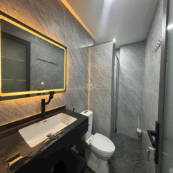 🏢 2PN 2WC 80M2 CAO CẤP – FULL NỘI THẤT – NGAY CÁCH MẠNG THÁNG