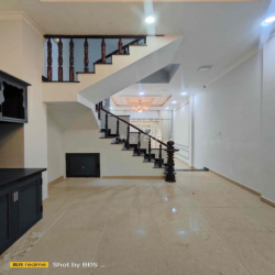 Cho Thuê Nhà 4 Tầng đường xe tải thông ra Hiệp Bình, Hiệp Bình Phước