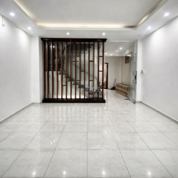 Cho thuê nguyên căn Cityland Center giá 35tr 5pn
