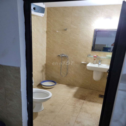 cho thuê nhà 2 tầng 65m2 x 2 = 130m2