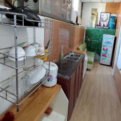căn hộ 70m2, 2 ngủ, 1 WC, bếp riêng