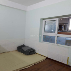 căn hộ 70m2, 2 ngủ, 1 WC, bếp riêng