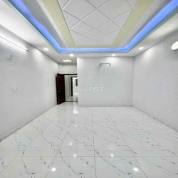 Nhà 5 Tầng 5 Phòng Ngủ 5WC - Đường Bình Trị Đông
