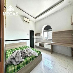 PENTHOUSE 2PN 80m2 - NGAY CVPM QUANG TRUNG - FULL NỘI THẤT CAO CẤP
