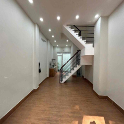 Cho thuê nhà nguyên căn xe hơi vào tận nhà khu dân cư đặng Thùy Trâm -