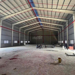 Kho xưởng cho thuê 1000m2 đường Phan Huy Ích