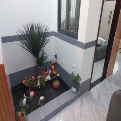 Nhà mới xây, full nội thất, dọn vào ở ngay