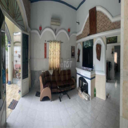 cho thuê nhà sân vườn. Vừa ở vừa kd cơ sở