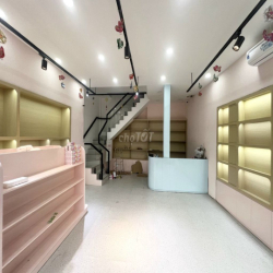 ⛩[6mx8m]⛩ Mặt tiền số 502 Cách Mạng Tháng Tám, Quận 3❌Gần Cv Thỏ Trắng