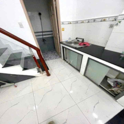 Cho thuê nhà một chiếc hai lầu