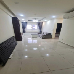 Cần cho thuê căn trống 2pn 2wc 74m2 có Máy Lạnh + Bếp