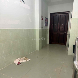 cho thuê nhà hẻm xe hơi.3pn3wc có sân thượng.BÀNH VĂN TRÂN P7,TÂN BINH