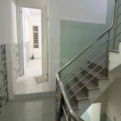 cho thuê nhà hẻm xe hơi.3pn3wc có sân thượng.BÀNH VĂN TRÂN P7,TÂN BINH