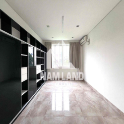 BIỆT THỰ QUẬN 2 - 5 Phòng rộng, style cửa kính hiện đại