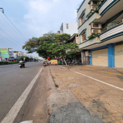 Cho thuê 336 Lạc Long Quân q11 8x10m 3 Lầu suốt