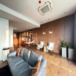 HOT!! 1-2 NGỦ BA ĐÌNH BANCOL SÂN VƯỜN,Ô TÔ ĐỖ,VIEW LOTTE, 70M2,VĂN CAO
