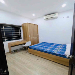 cho thuê căn hộ toà CT4 - Mễ Trì Hạ 60m,2pn,1vs đủ đồ 10,5tr vào luôn