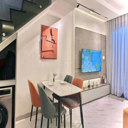 CHO THUÊ NHÀ MỚI XÂY 2PN 2WC FULL NỘI THẤT CAO CẤPNGAY TRƯỜNG SA