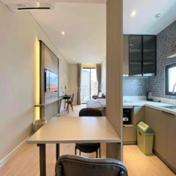 CĂN HỘ 40m2 - BAN CÔNG - TÁCH BẾP - GIẶT RIÊNG