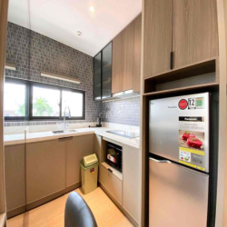 CĂN HỘ 40m2 - BAN CÔNG - TÁCH BẾP - GIẶT RIÊNG