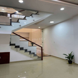 CHO THUÊ NHÀ 3 LẦU CÓ GARA XE HƠI, NGAY CÂN NHƠN HOÀ