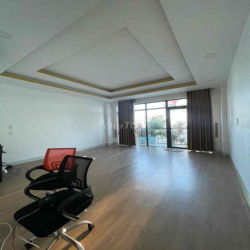 CHO THUÊ NHÀ ĐẸP  BÌNH LỢI P13 – NHÀ MỚI 3 TẦNG, XE HƠI TỚI CỬA