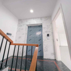 Cho thuê mặt phố Lê Trọng Tấn, lô góc (8 tầng.).S:85m. giá50 tr