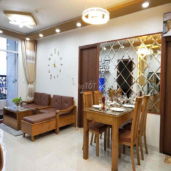 Căn hộ 2PN 2WC 80m2 view đẹp Bến Vân Đồn