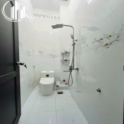 Ngay mặt tiền đường Ban Công Sân Thượng Full Nội Thất